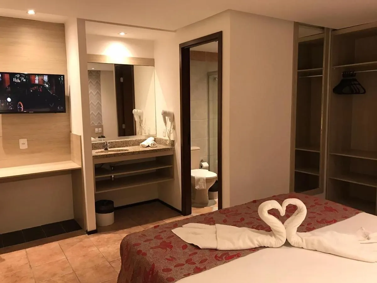 **** Szálloda Plaza Praia Suites Fortaleza Brazília